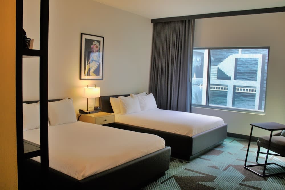 Downtown Grand Hotel & Casino 5