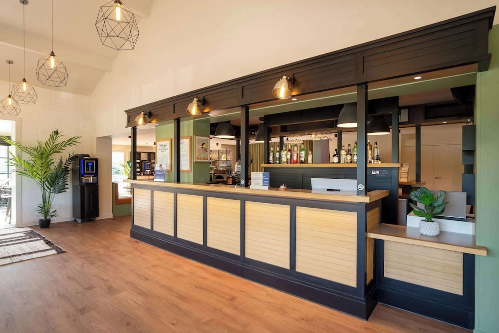 Best Western Bourgoin Jallieu 2