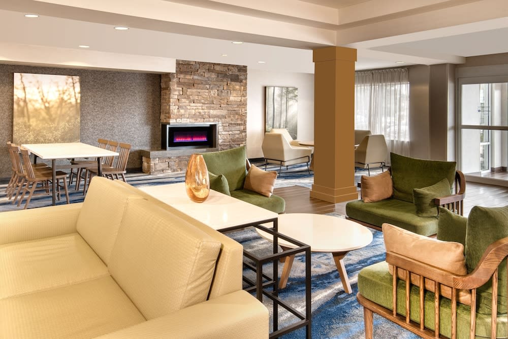 Fairfield Inn & Suites by Marriott Toronto Brampton 1