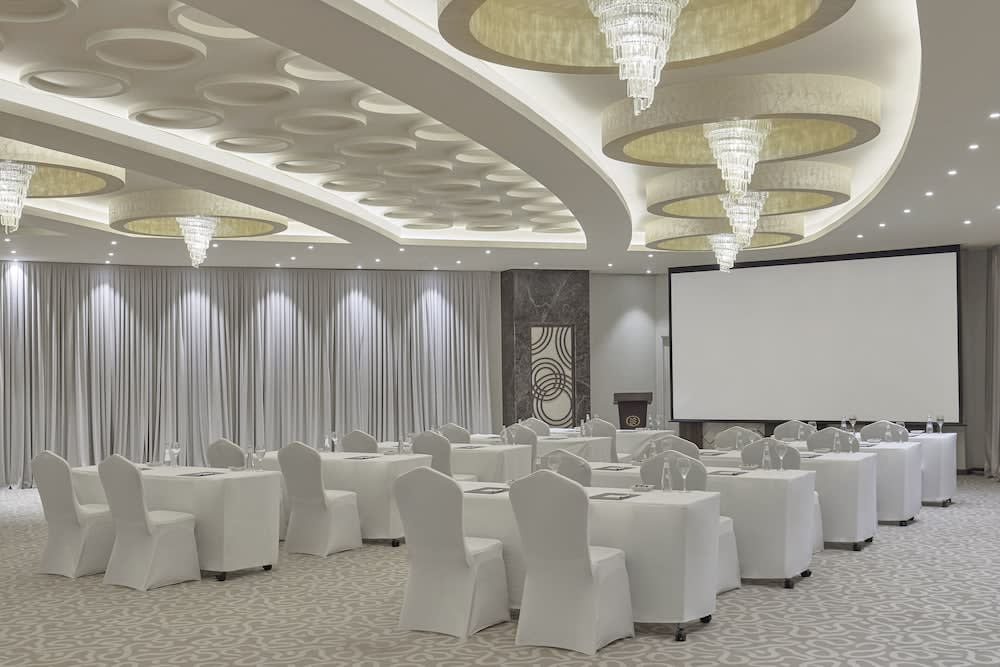 Crowne Plaza RIYADH PALACE by IHG 2