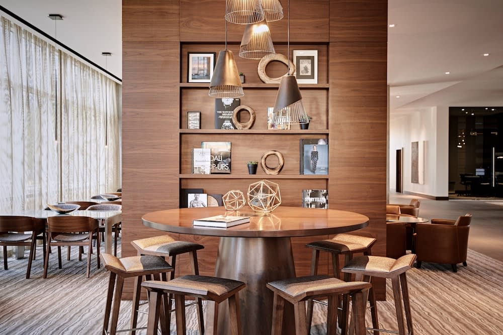 AC Hotel by Marriott Phoenix Tempe/Downtown 4