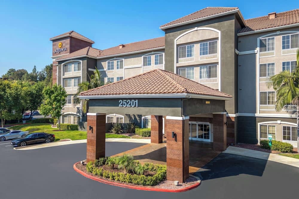 La Quinta by Wyndham Santa Clarita - Valencia 1