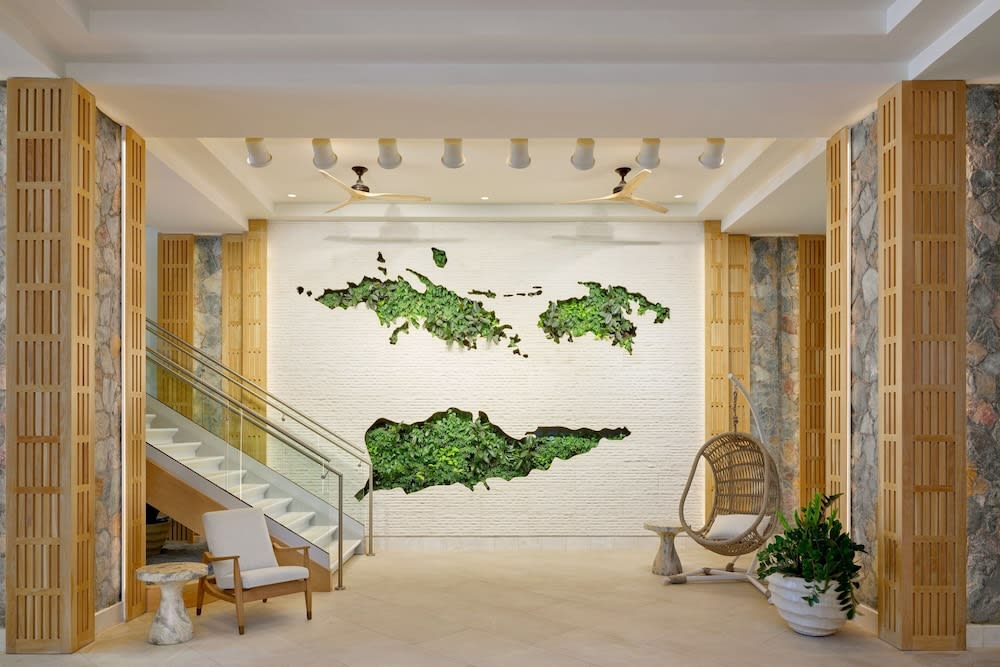 The Westin St Thomas Beach Resort & Spa 2