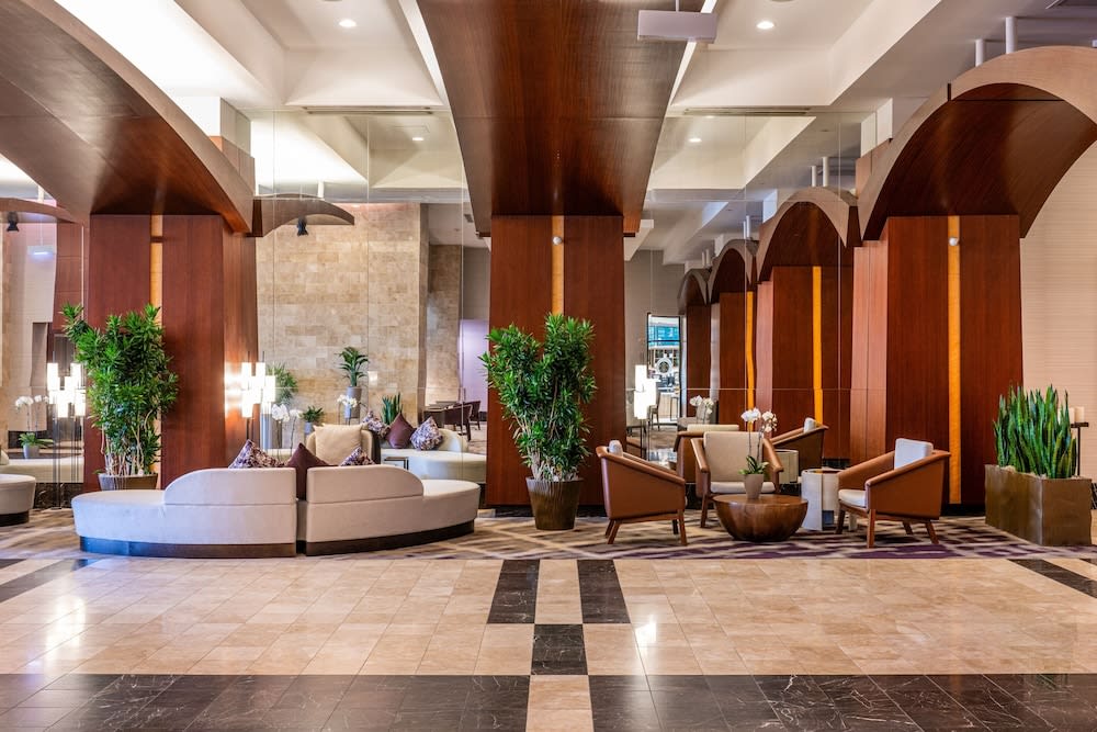 The Westin Chicago Lombard 3