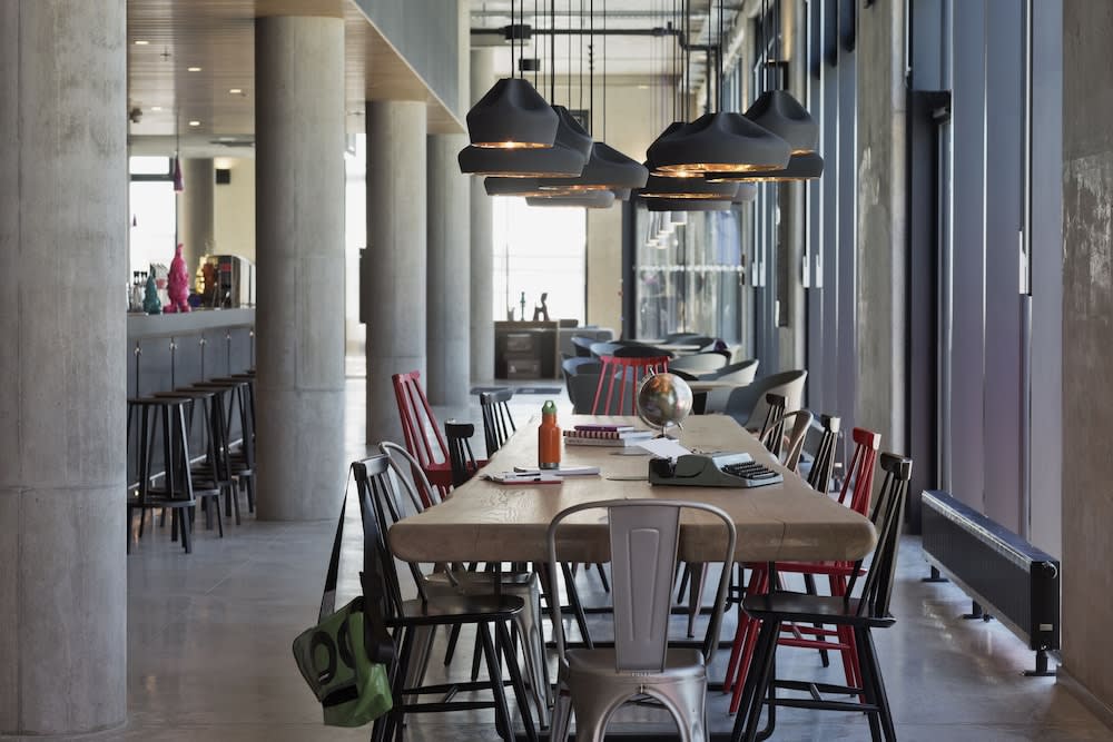 MOXY Vienna Airport 3