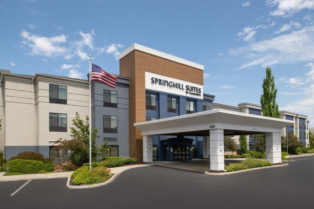 SpringHill Suites by Marriott Medford 1