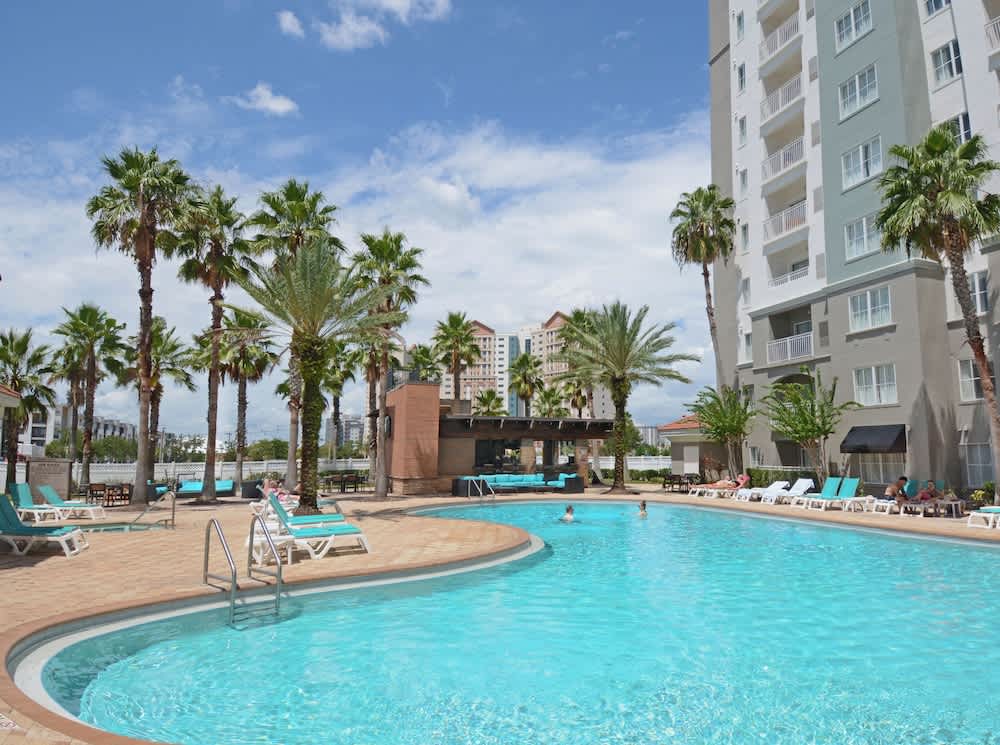 The Point, Lux Apartment 4 min from Universal 1