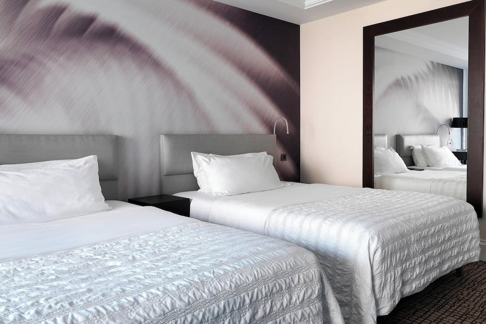 Le Méridien Beach Plaza 5