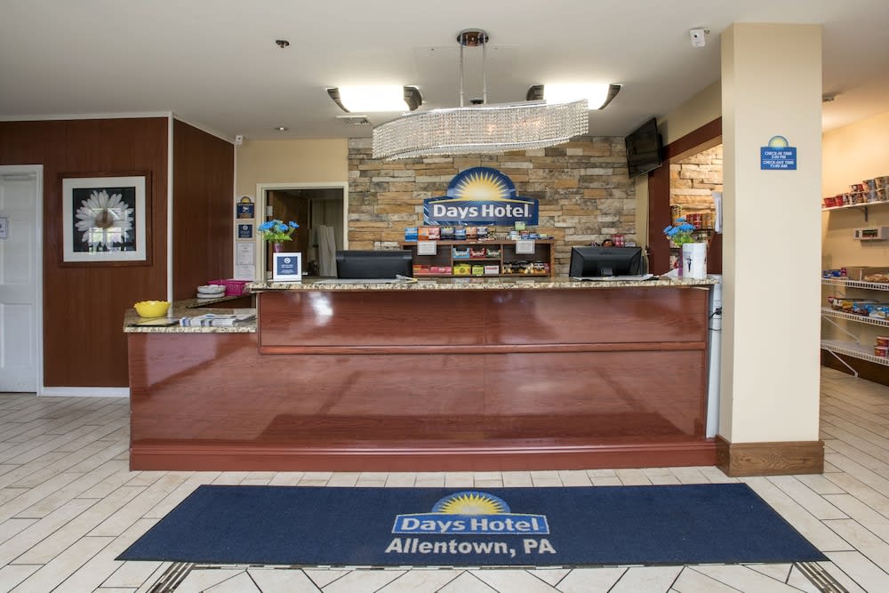 Days Hotel by Wyndham Allentown Airport / Lehigh Valley 4