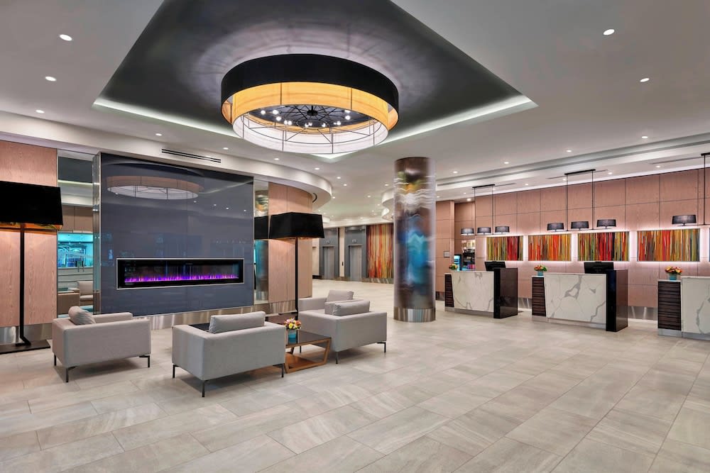 Delta Hotels by Marriott Edmonton Centre Suites 1