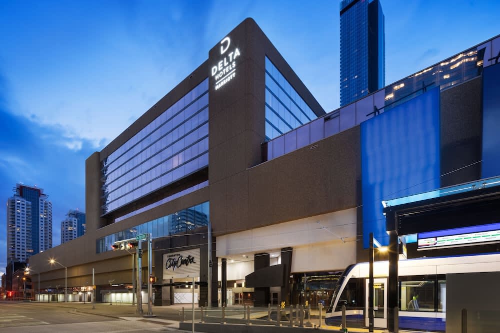Delta Hotels by Marriott Edmonton Centre Suites 1