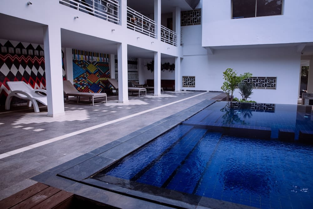 Lepic Villa Hotel 1