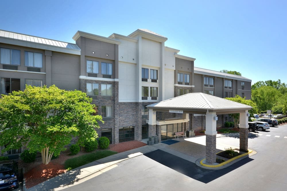 Holiday Inn Express RALEIGH-DURHAM AIRPORT by IHG 1