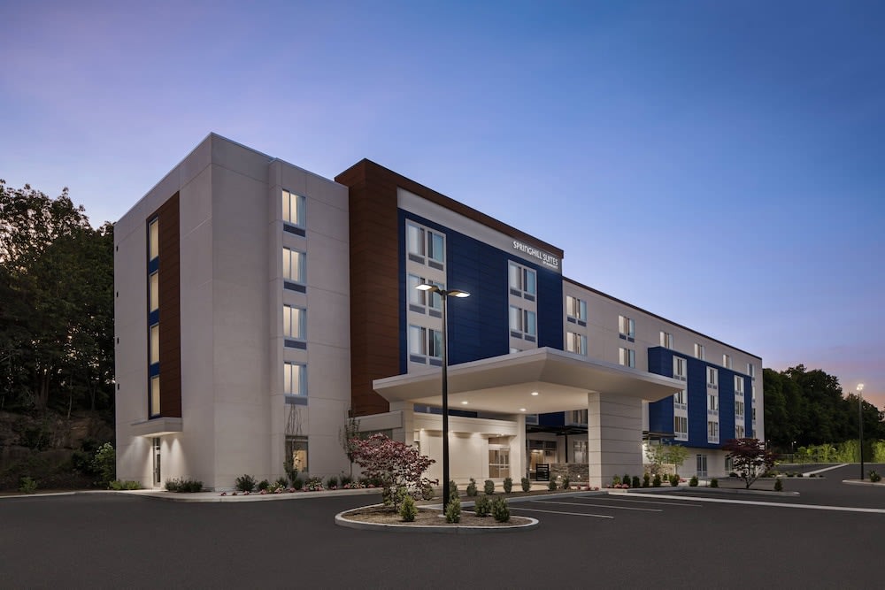 SpringHill Suites by Marriott Tuckahoe Westchester County 1