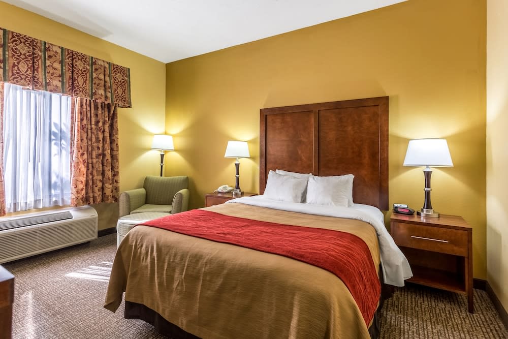 Comfort Inn Brownsville I-40 4