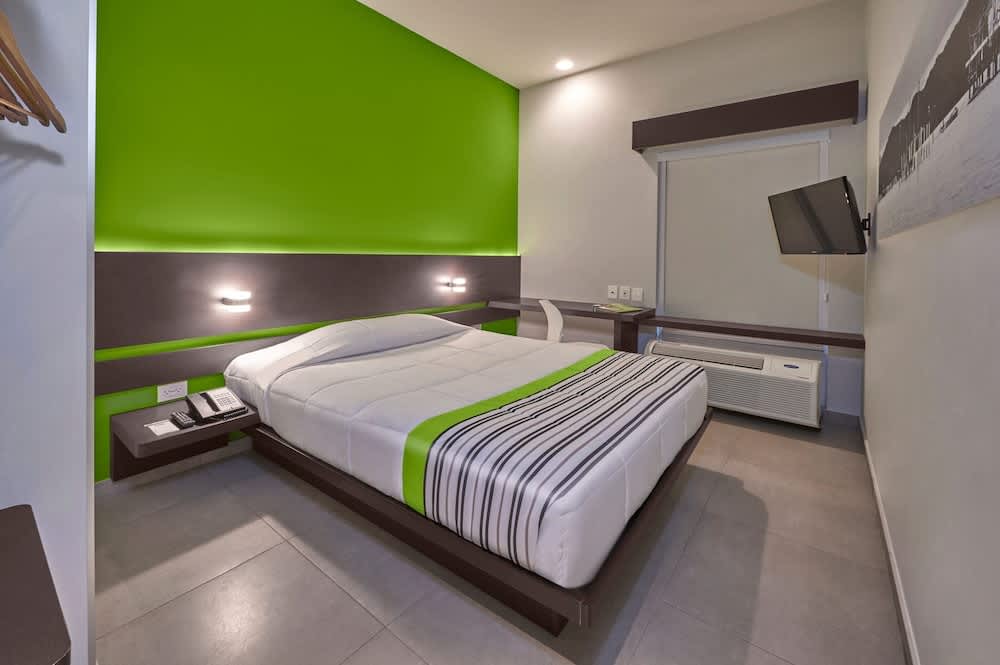 City Express Junior by Marriott Cancun 1