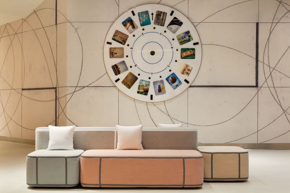 The Viv Hotel, Anaheim, a Tribute Portfolio Hotel 4