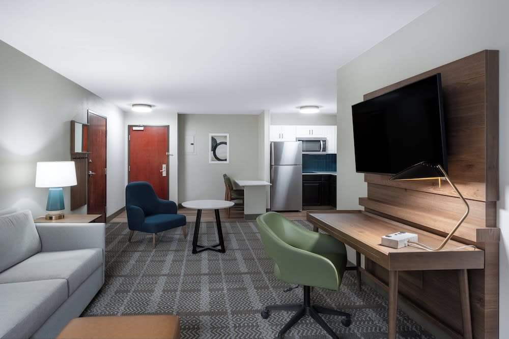 Staybridge Suites WEST DES MOINES by IHG 2