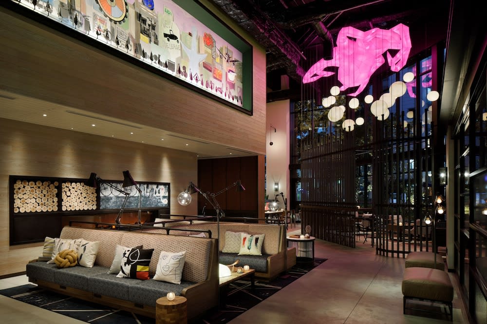 Moxy Osaka Umeda 4