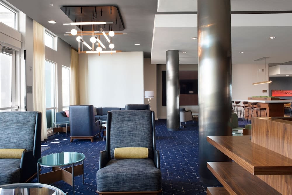 Courtyard by Marriott Galveston Island 2