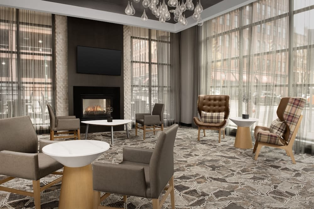Residence Inn by Marriott Syracuse Downtown at Armory Square 2