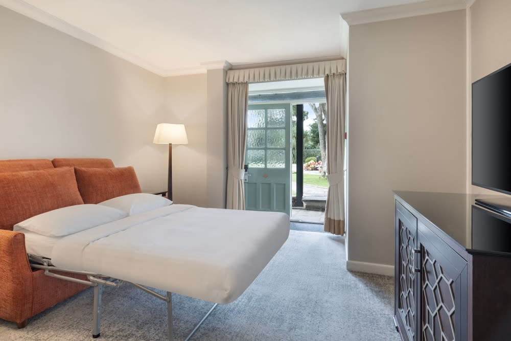 Delta Hotels by Marriott St Pierre Country Club 5