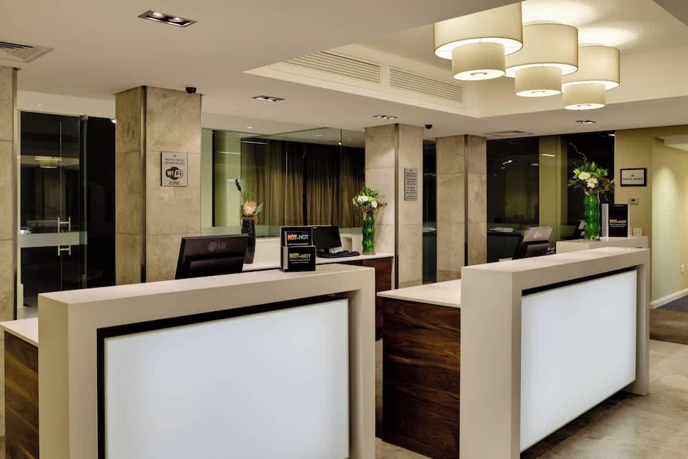 Protea Hotel by Marriott Cape Town Waterfront Breakwater Lodge 2