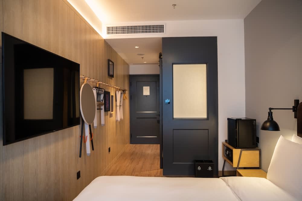 Moxy Shenzhen North Station 5