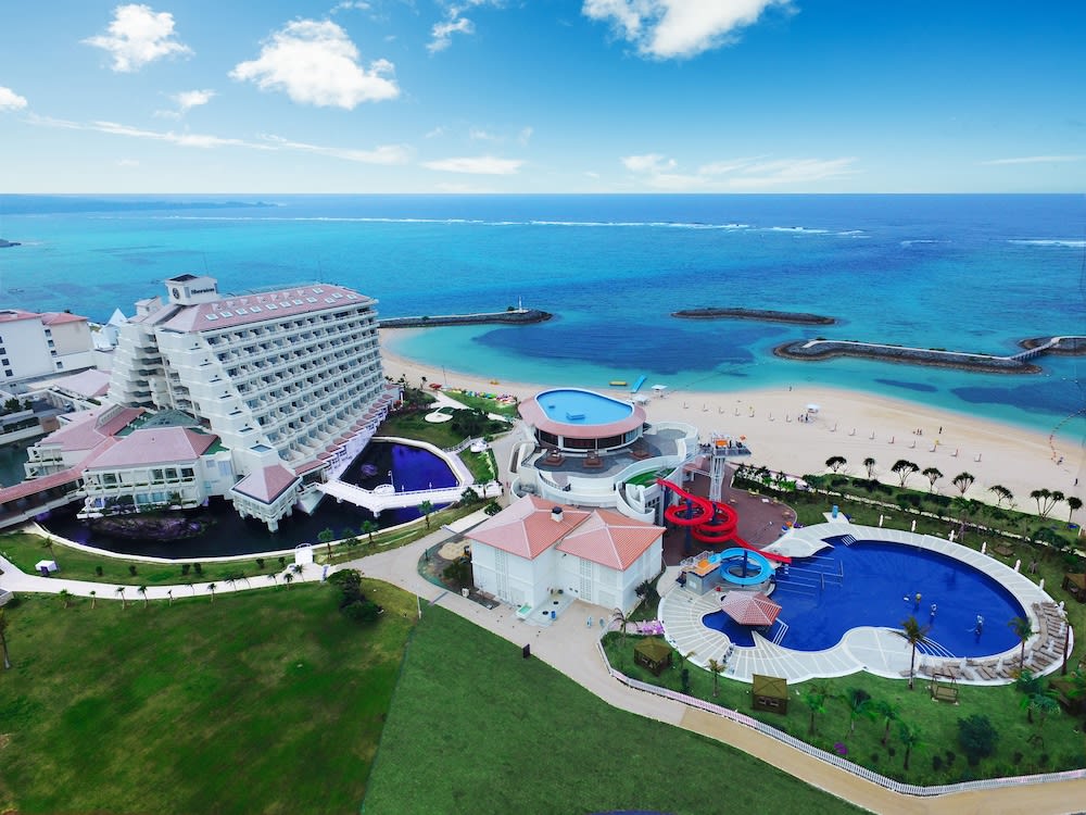 Sheraton Okinawa Sunmarina Resort 1