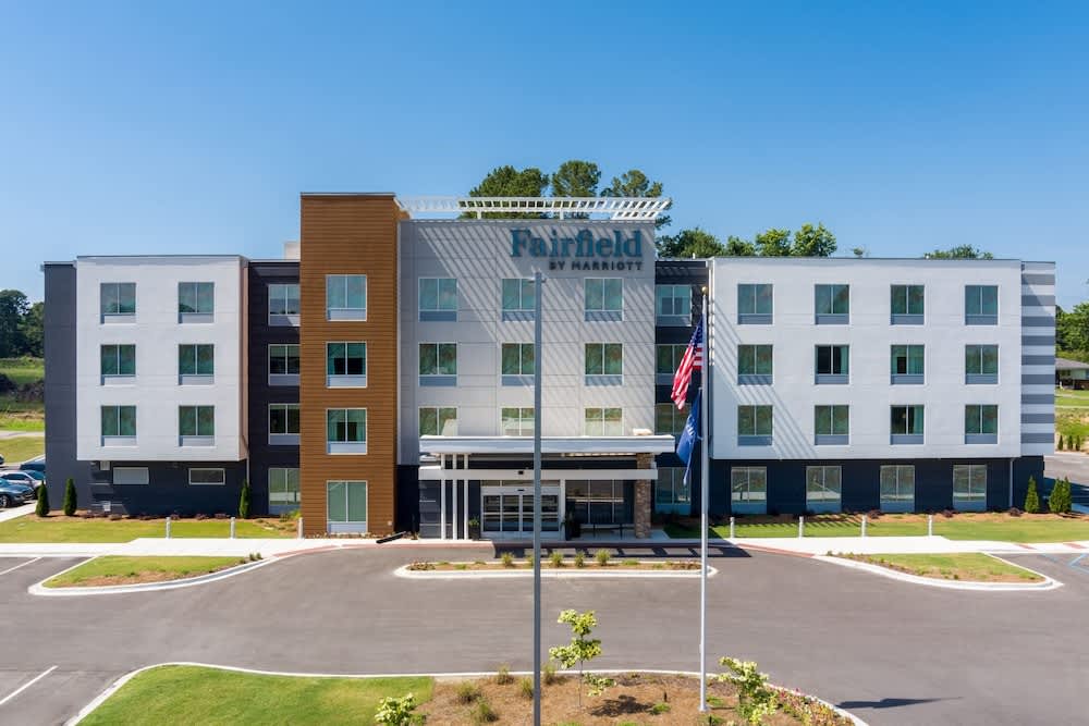 Fairfield by Marriott Inn & Suites Albertville 1