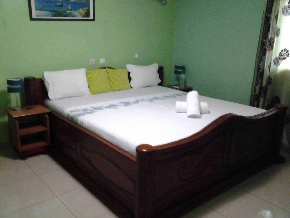 Executive Suites & Apartments - VIP Services 2