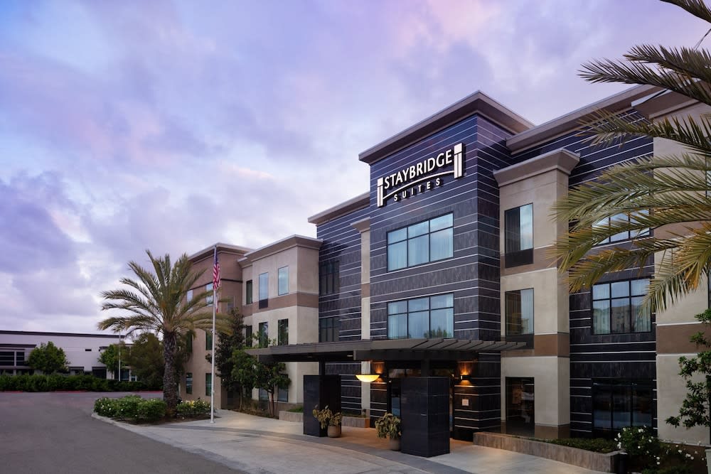 Staybridge Suites Carlsbad by IHG 1