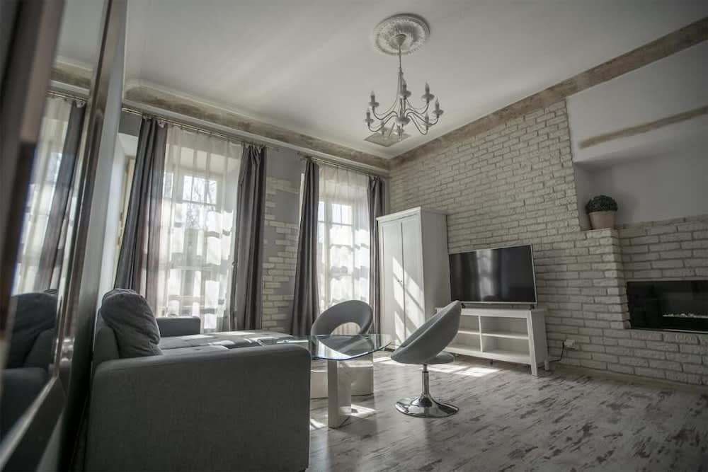 Mikołajska 5 Apartments 3