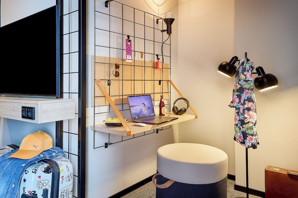 Moxy Luxembourg Airport 2