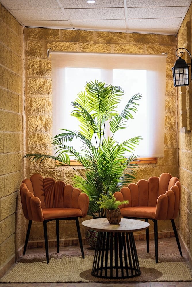 Hotel Plaza Del Castillo 5