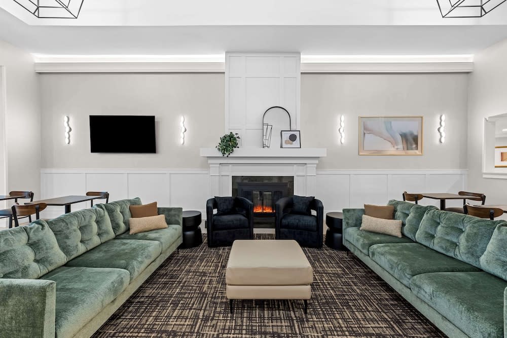 Best Western Plus Puyallup Hotel 2