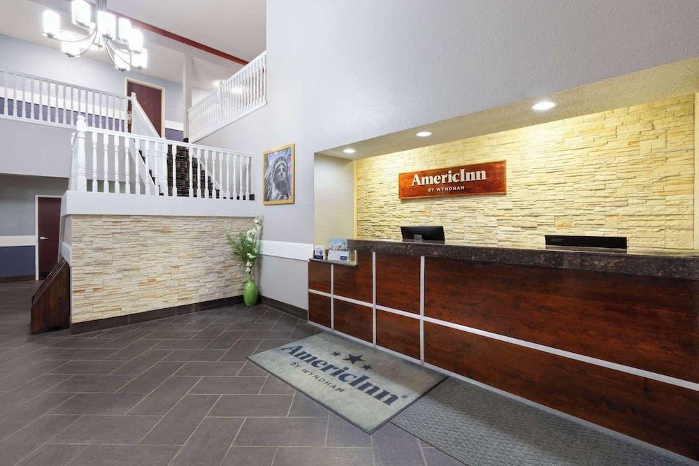 AmericInn by Wyndham Grinnell 2