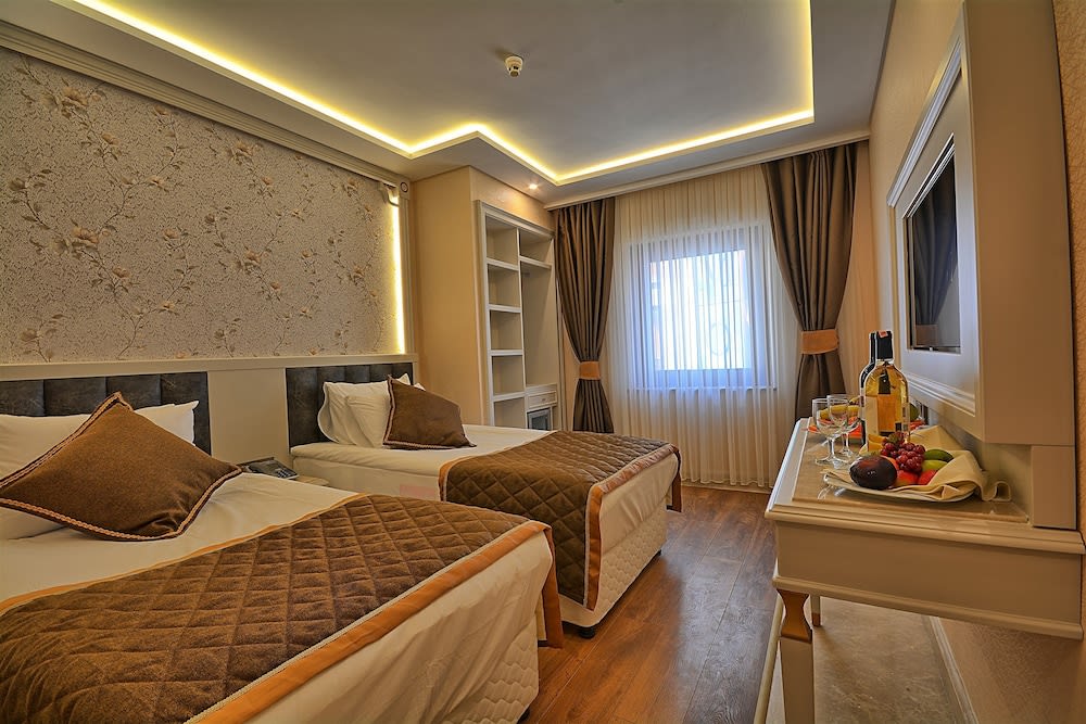 Samir Deluxe Hotel 4