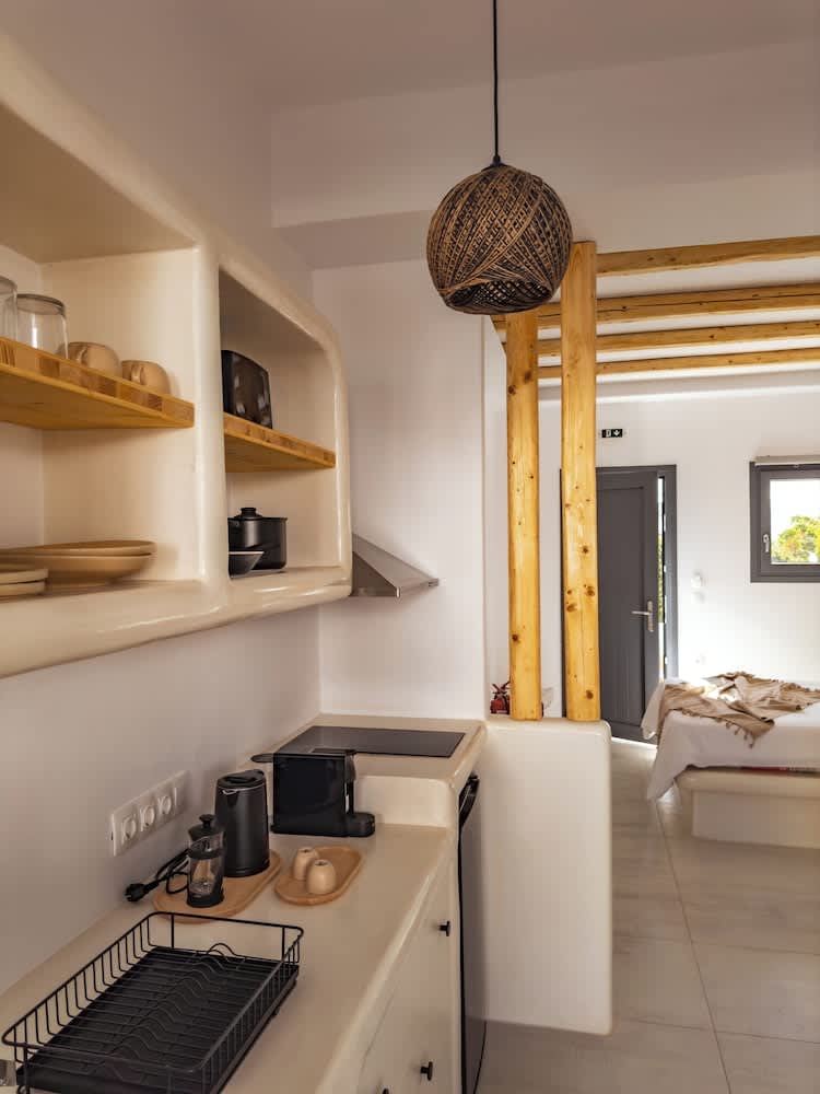 Alonia Suites 2