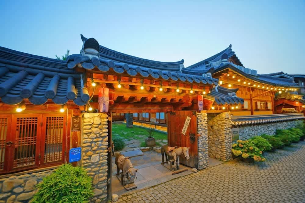 Hanok Gotaek Goeul 1