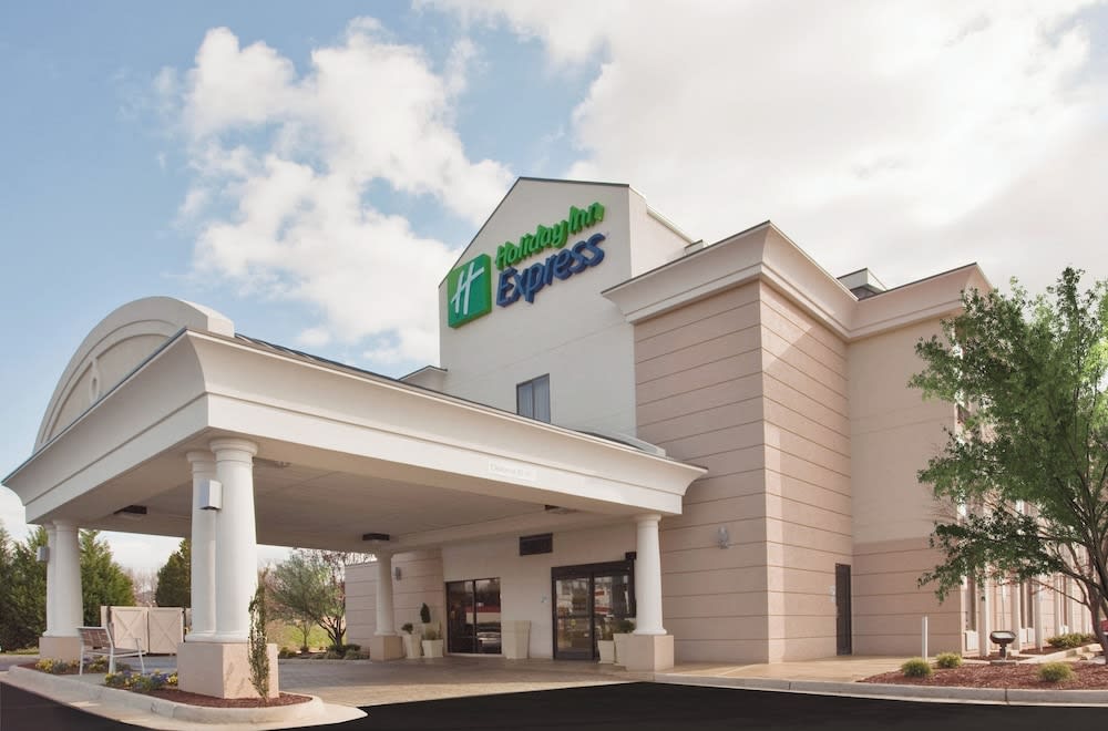 Holiday Inn Express LYNCHBURG by IHG 1