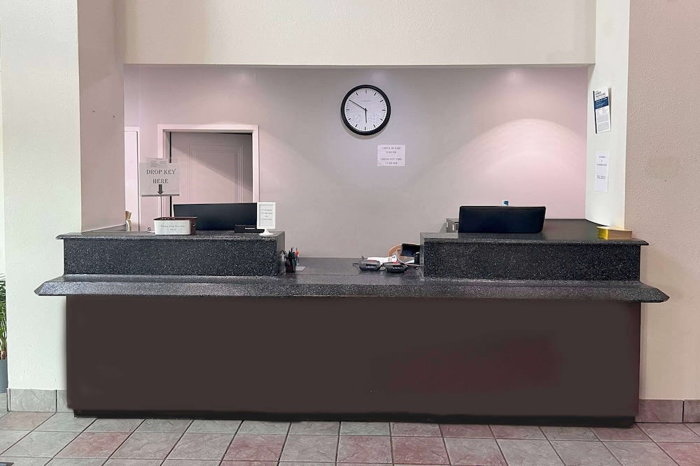 Baymont by Wyndham Kingdom City 2