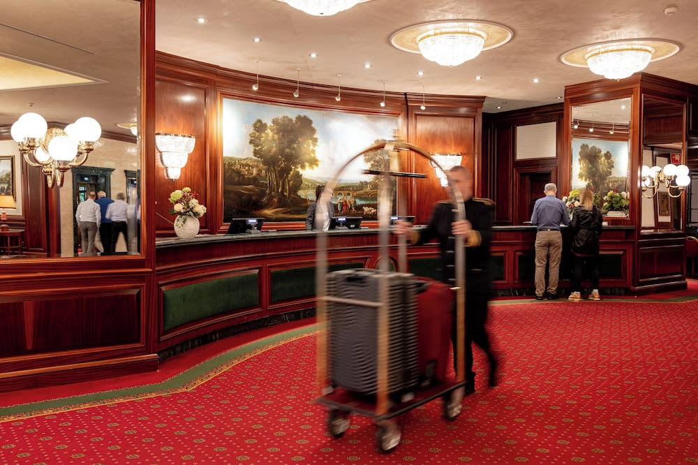 Royal Hotel Carlton 2