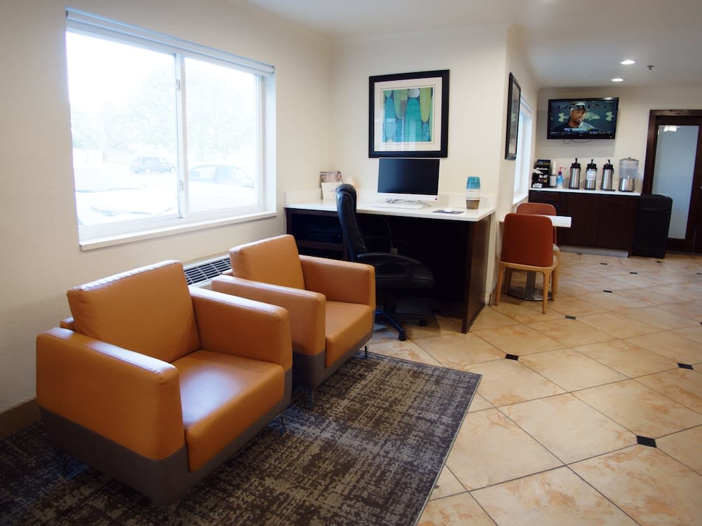 Country Inn & Suites by Radisson, Coeur d'Alene 2