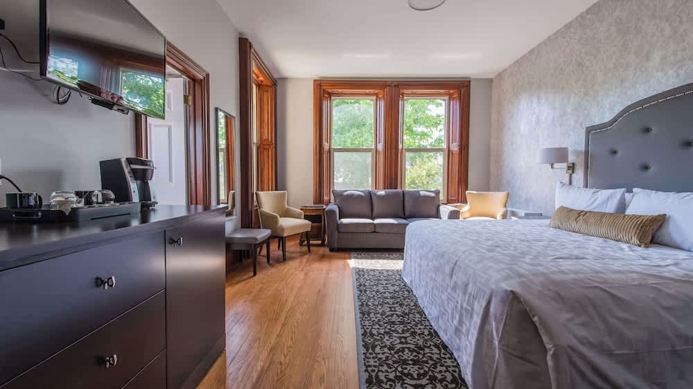 Idlewyld Inn & Spa 1