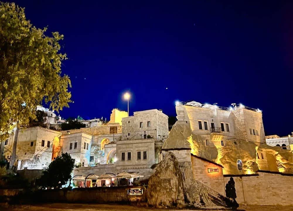 Tafoni Houses Cave Hotel 1