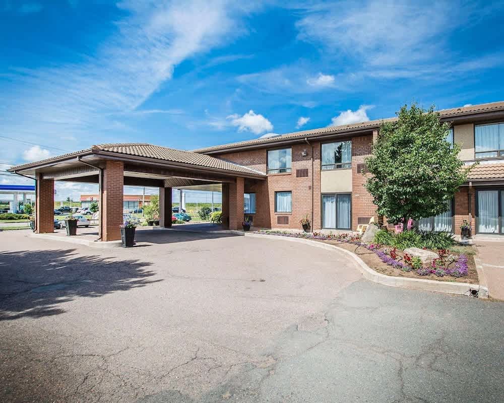 Comfort Inn Truro 1