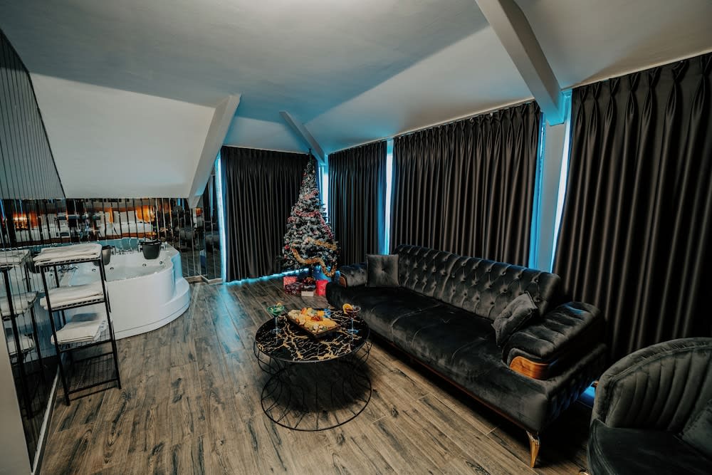 Grand Quars Hotel 1