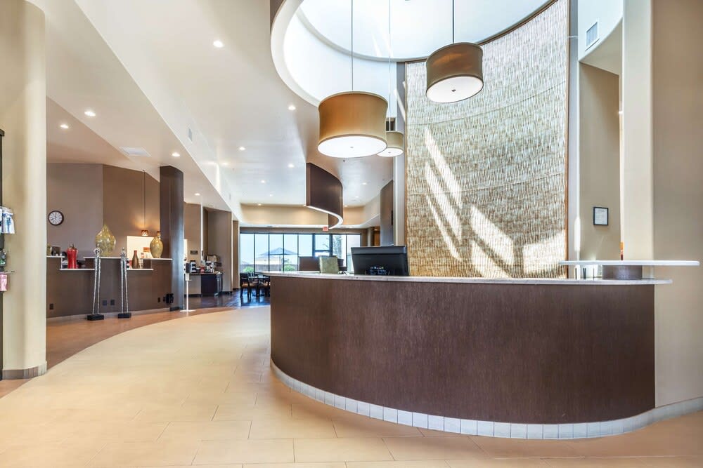 Best Western Plus Lackland Hotel & Suites 2