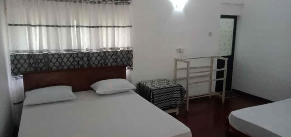 Hotel Lakeside 2